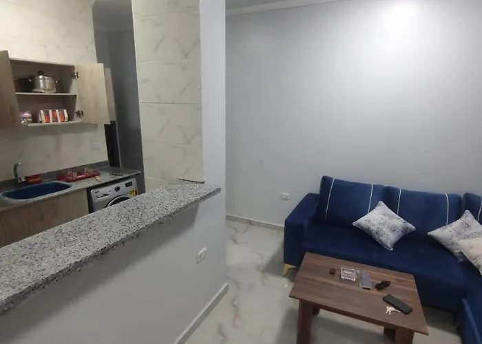 Holly Apartman Gurdaka