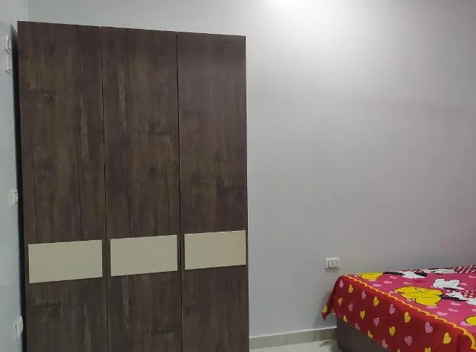 Apartman Holly Gurdaka