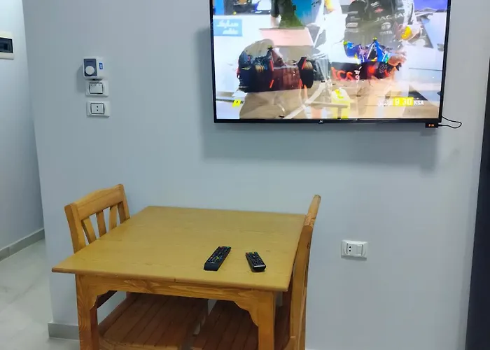 Holly Apartman